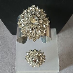 Elegant Silver Crystal Jewelry Set